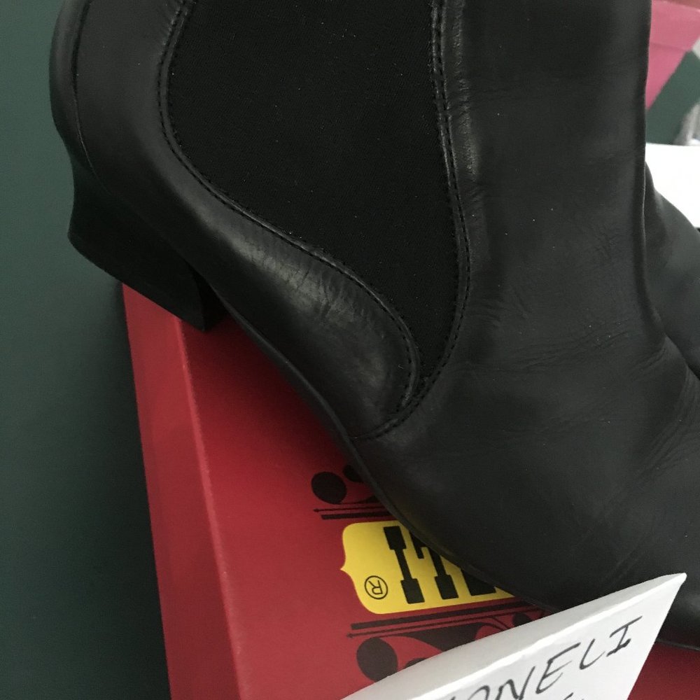 Vaneli Boots